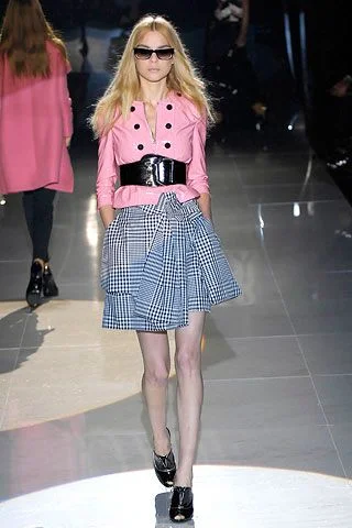 Look 28